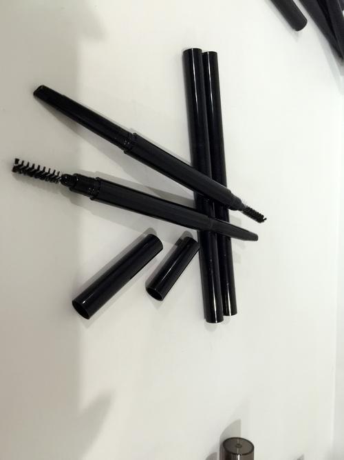 厂家直销 化妆笔 三角笔 可替代笔芯